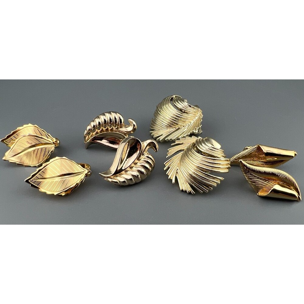 Vintage Leaf Earrings Lot of 4 Gold Tone Clip On Screw Back Textured Some Signed